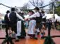 Das Maifest ist mittlerweile eine feste und gut besuchte Institution. Maibaum noch immer Fehlanzeige.